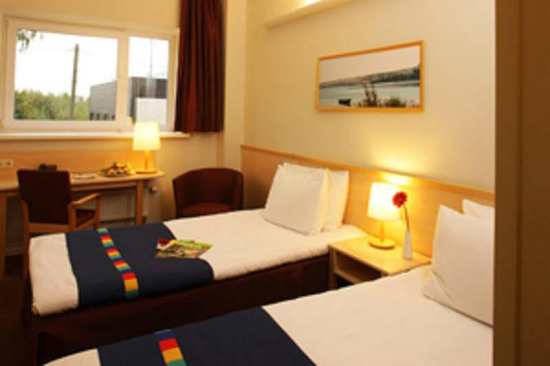 Green Park Hotel Klaipeda Bagian luar foto